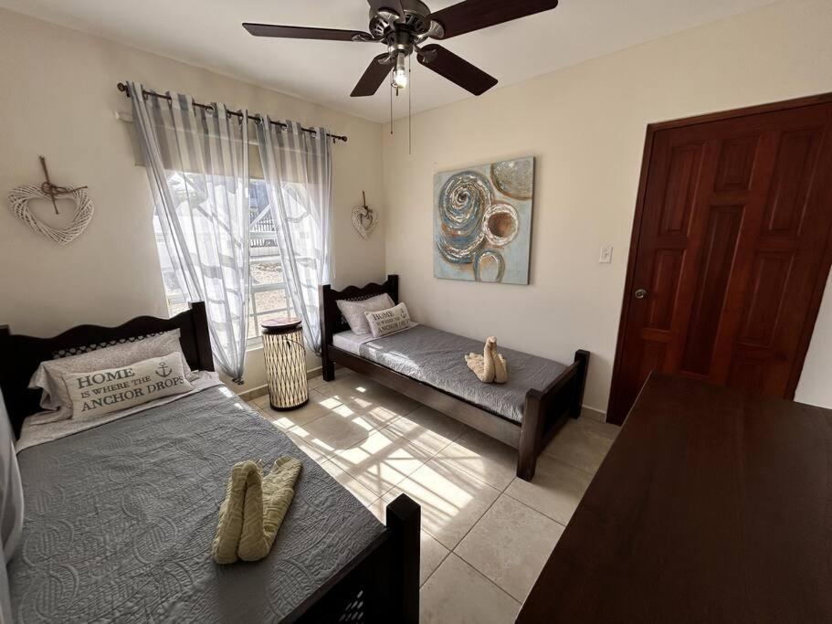 Jolie Villa Entire Villa In Noord, Aruba Palm Beach Buitenkant foto